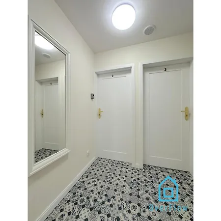 Apartment Seredino Navy Apartment- Modern Comfort In A Quiet Location, 5 Minutes To Old Town & Seaside *